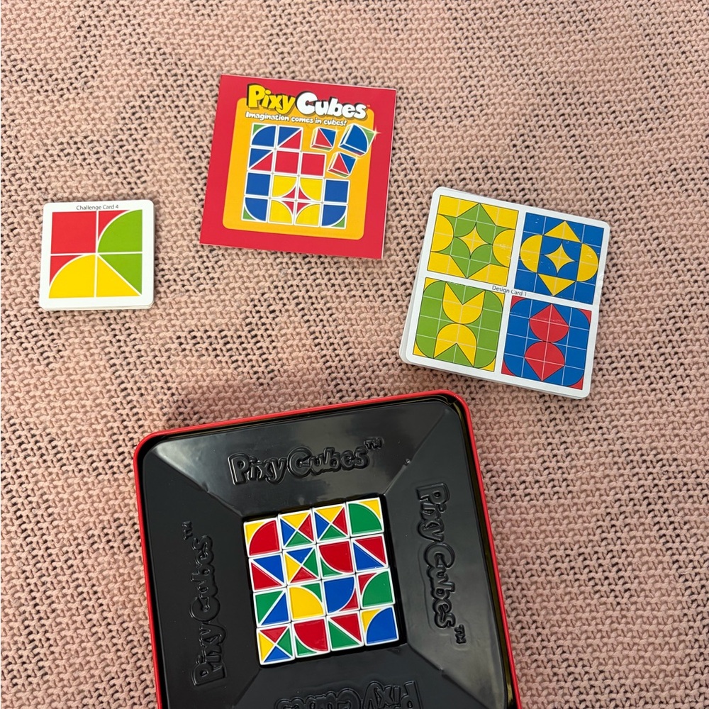 Pixy Cubes Matching Pattern Design Game - Picture 3 of 8